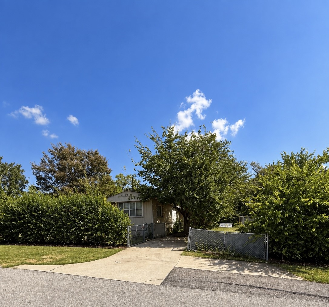 7443 Anderlan — photo