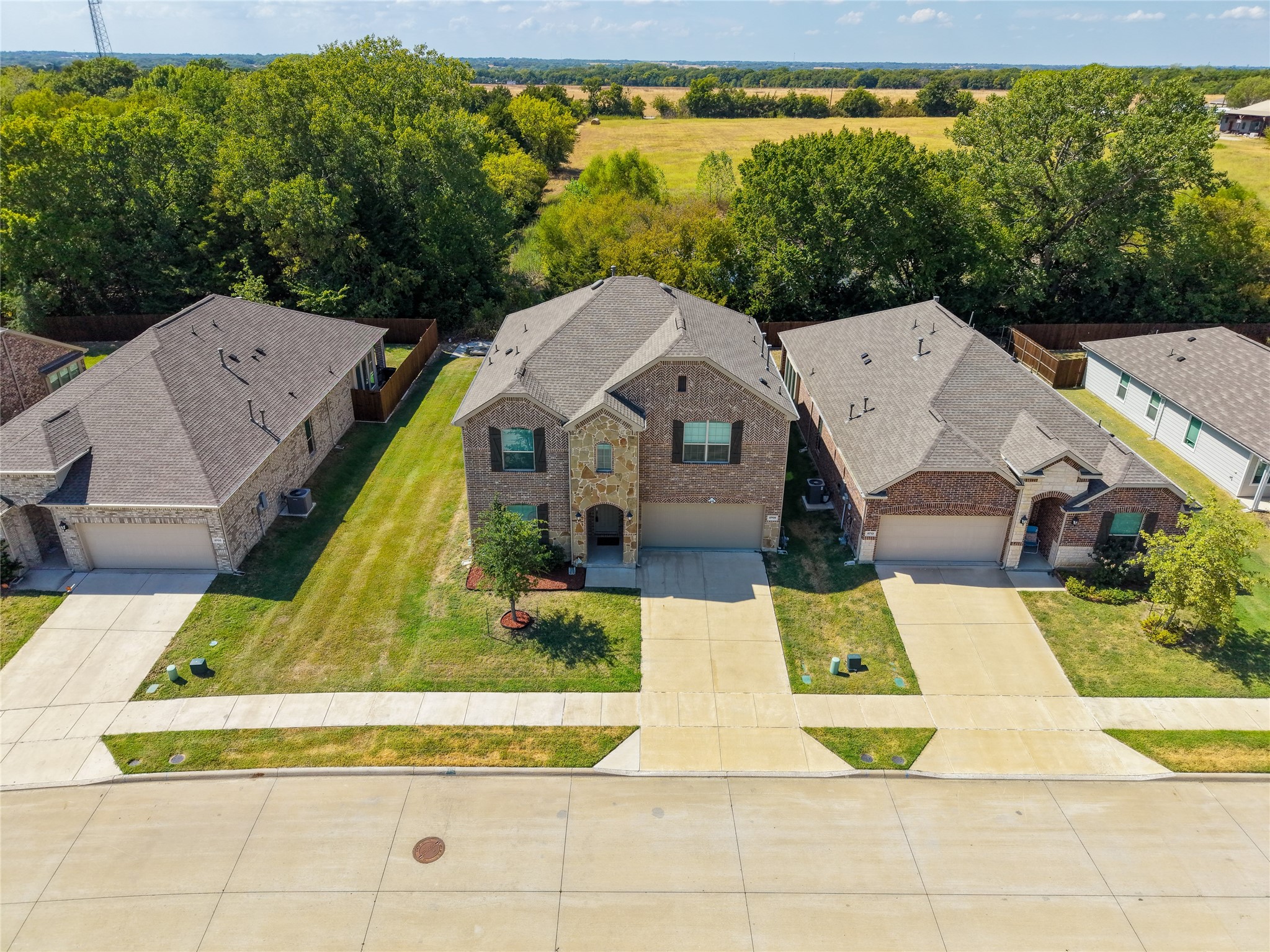 8709 Red Fox Trail — photo