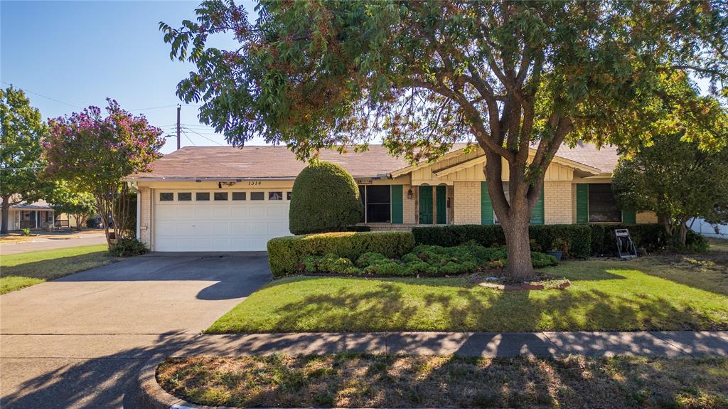 1314 Glenville Drive — photo