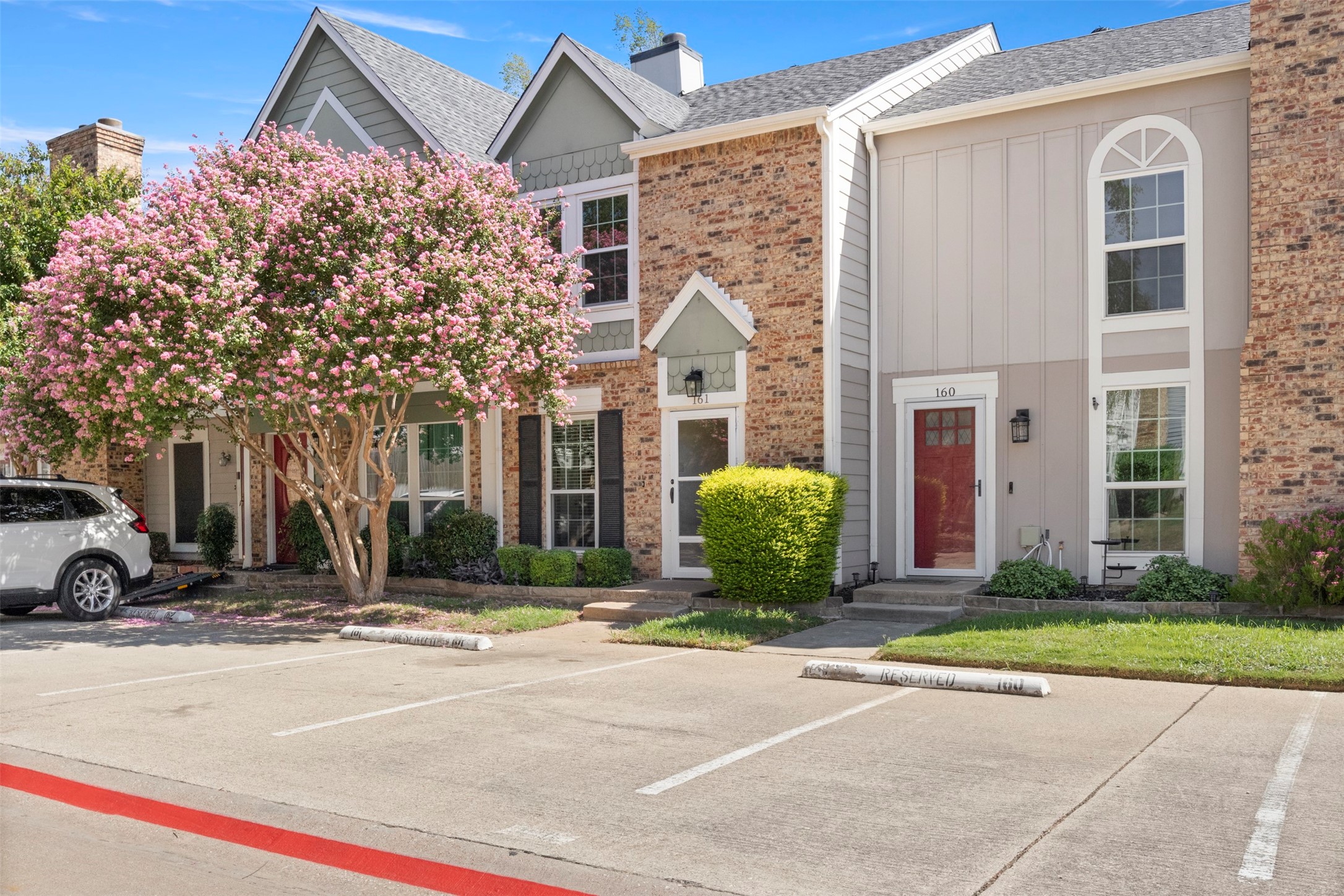 161 Merlin Way, Euless, TX 76039 — photo 2