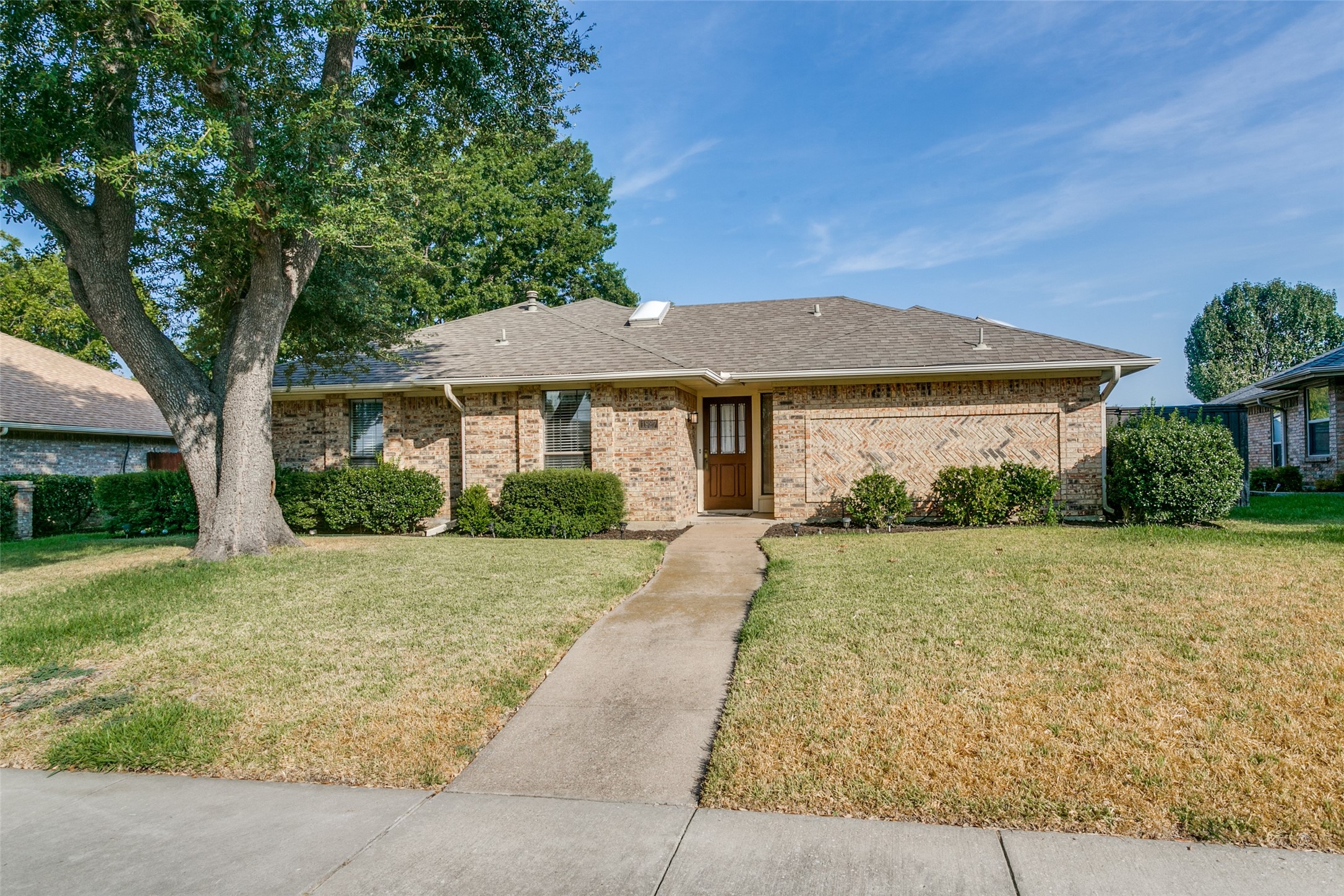 1927 E Branch Hollow Drive — photo