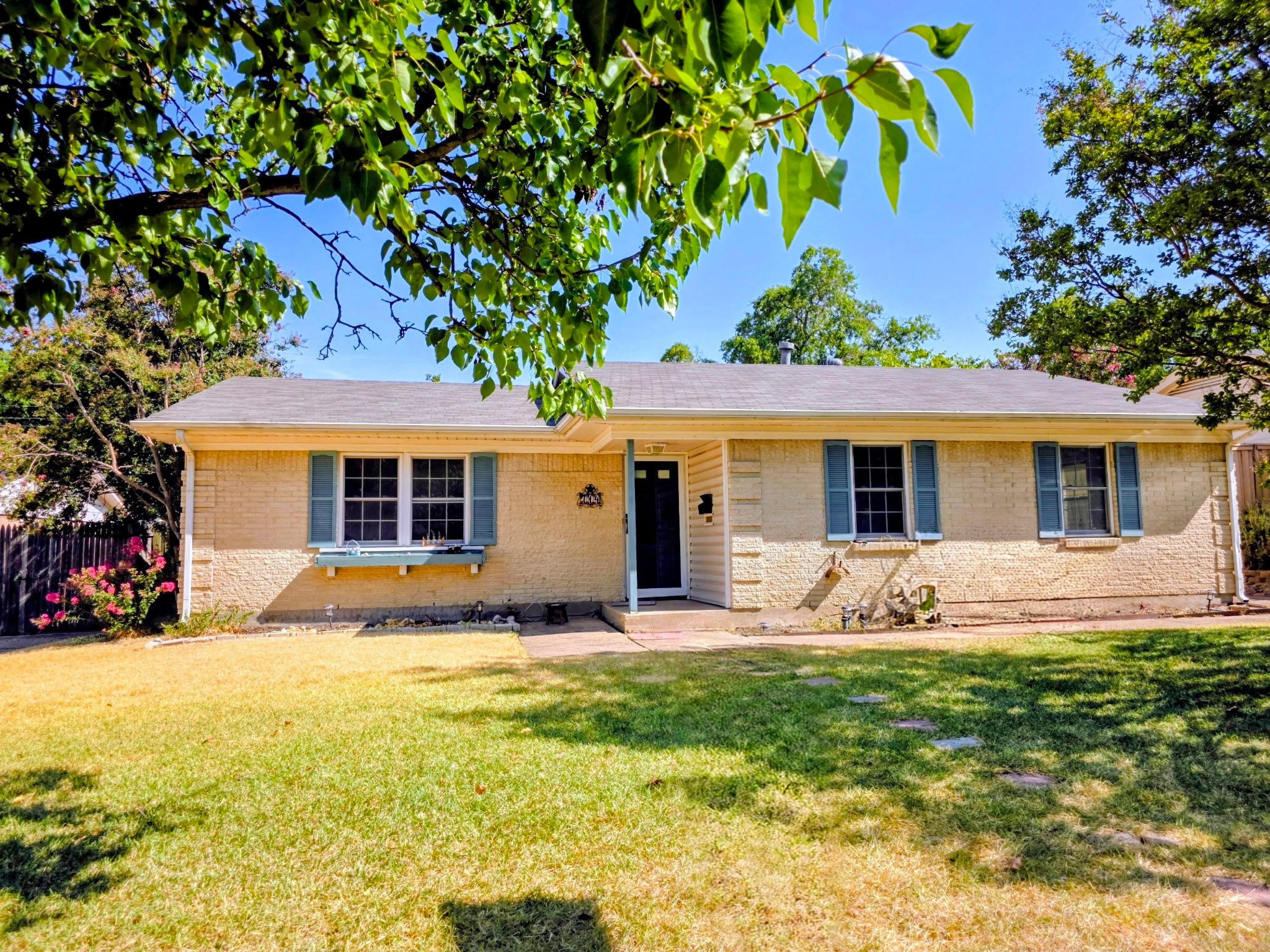 714 Timberlake Circle — photo