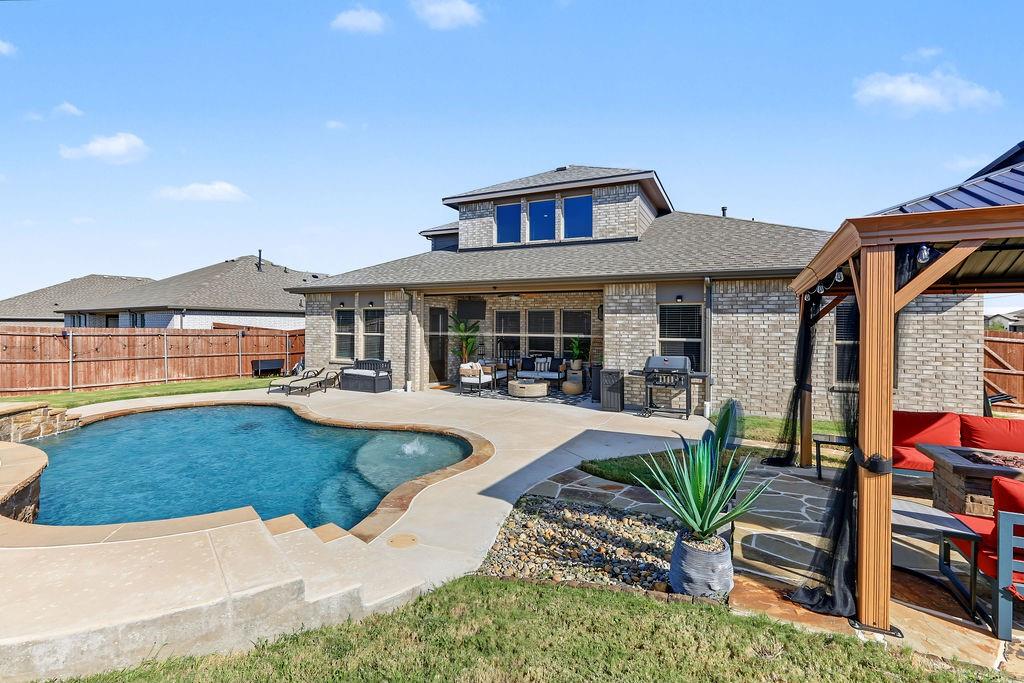 1221 Boulder Drive — photo