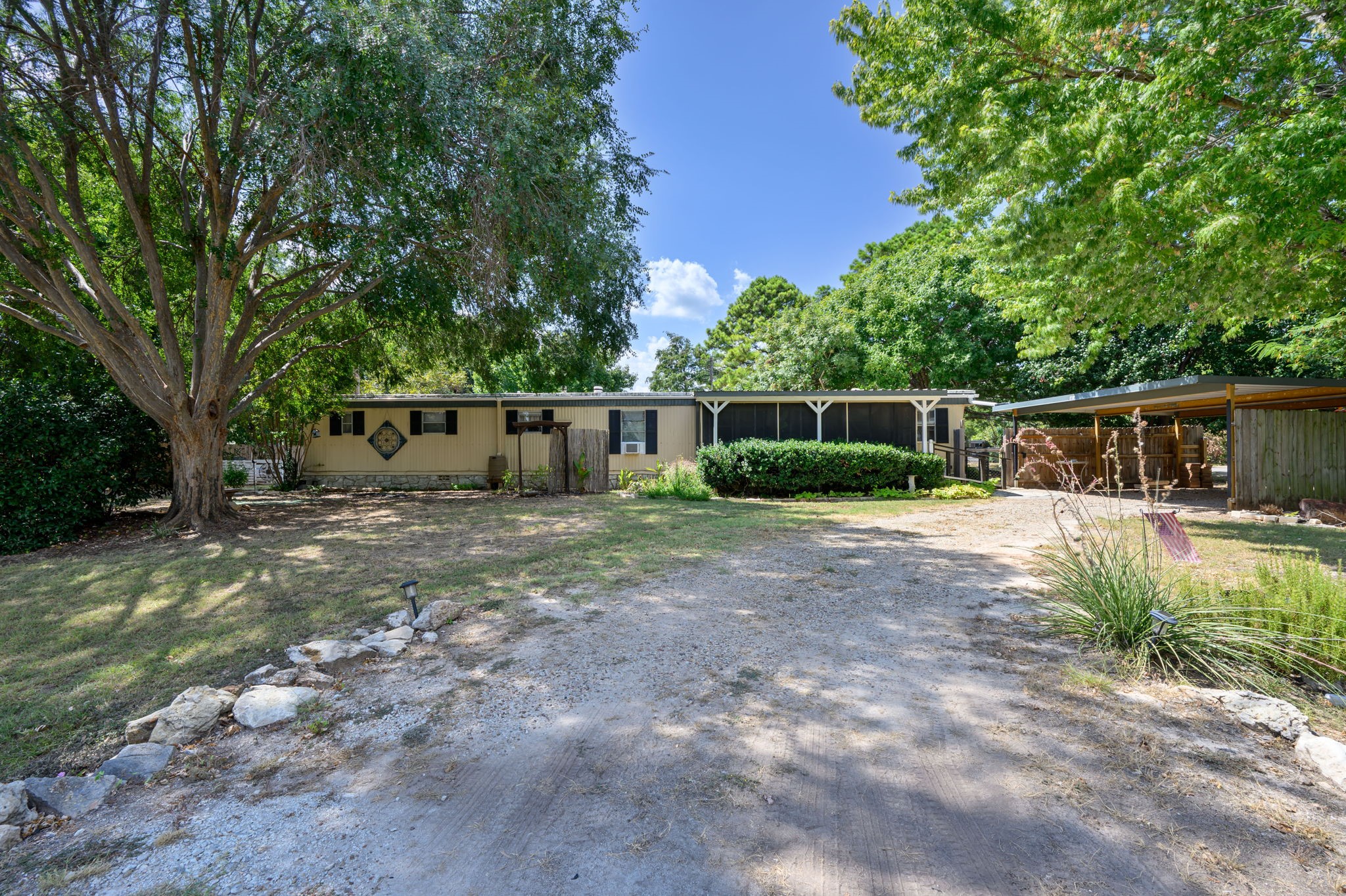 1709 E Apache Trail — photo