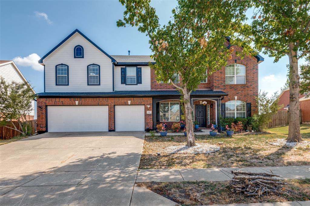 2107 Songbird Drive — photo
