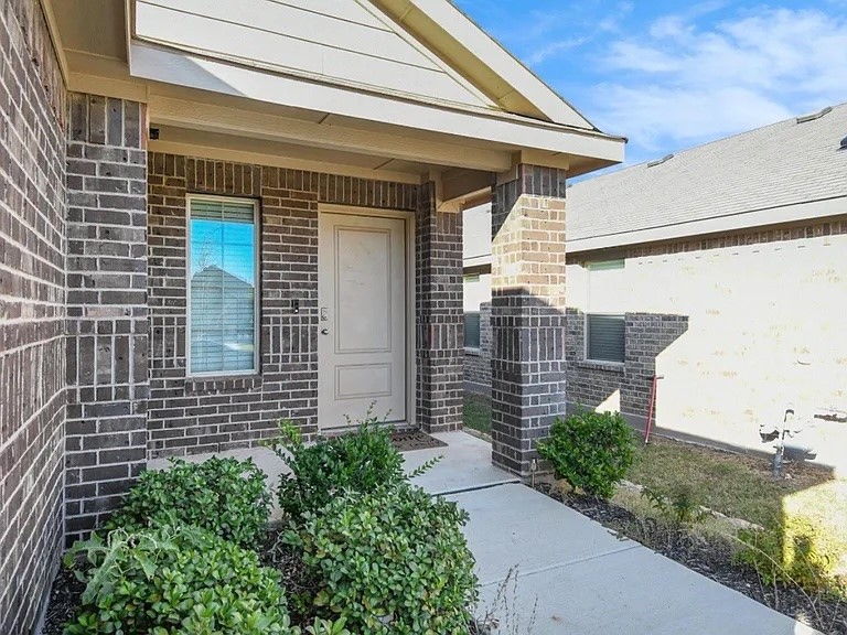 125 Running River, Boyd, TX 76023 — photo 2