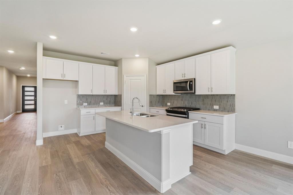 3045 Dry Brook Way — photo