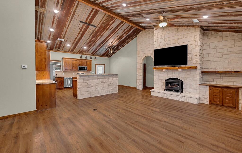 2207 Talbert Ranch Road, China Spring, TX 76633 — photo 2