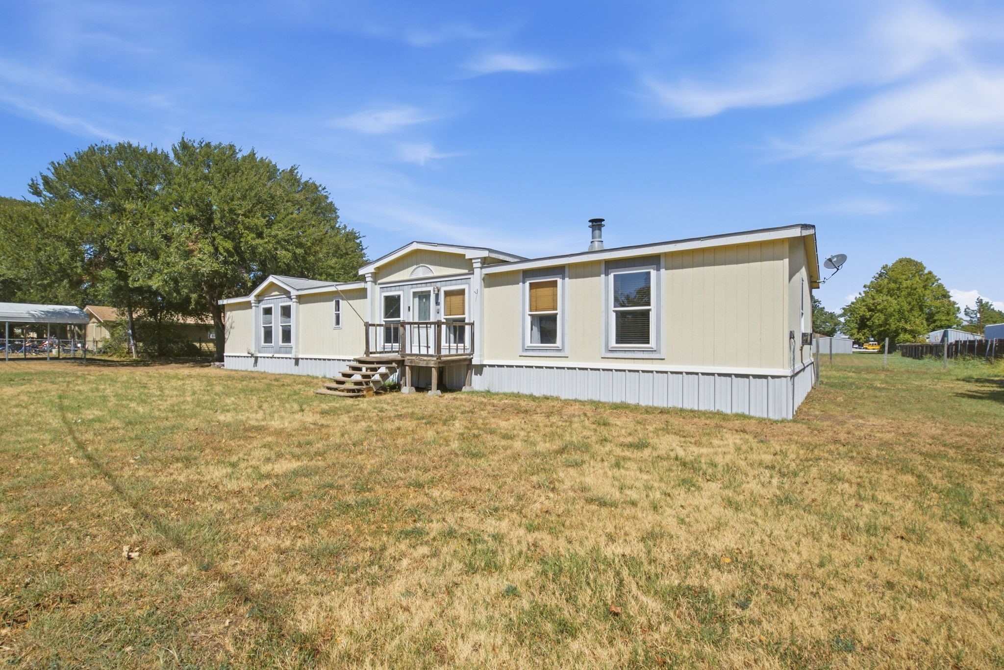 105 Apache Street, Lipan, TX 76462 — photo 2