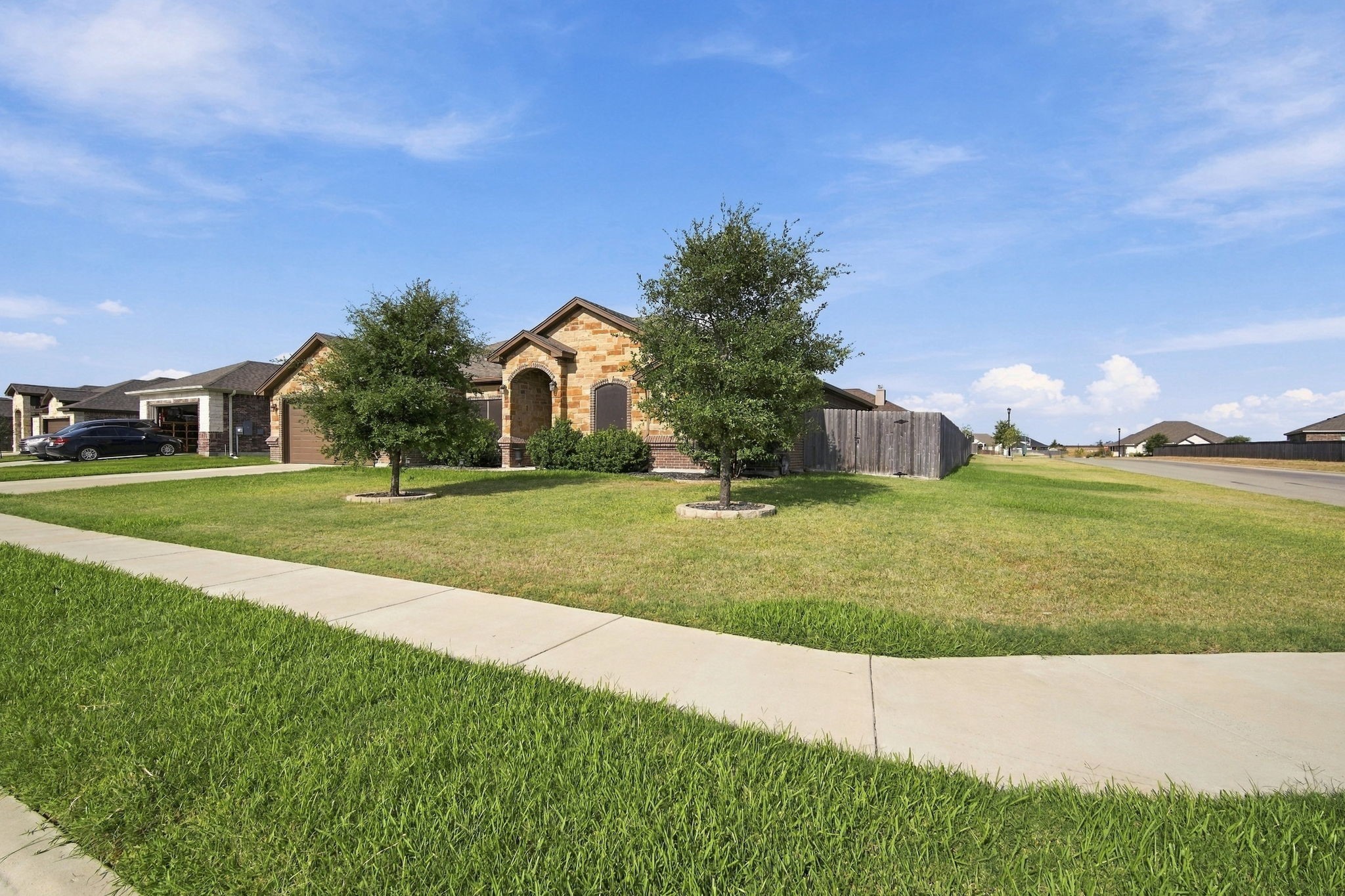 400 Juniper Drive, Troy, TX 76579 — photo 2
