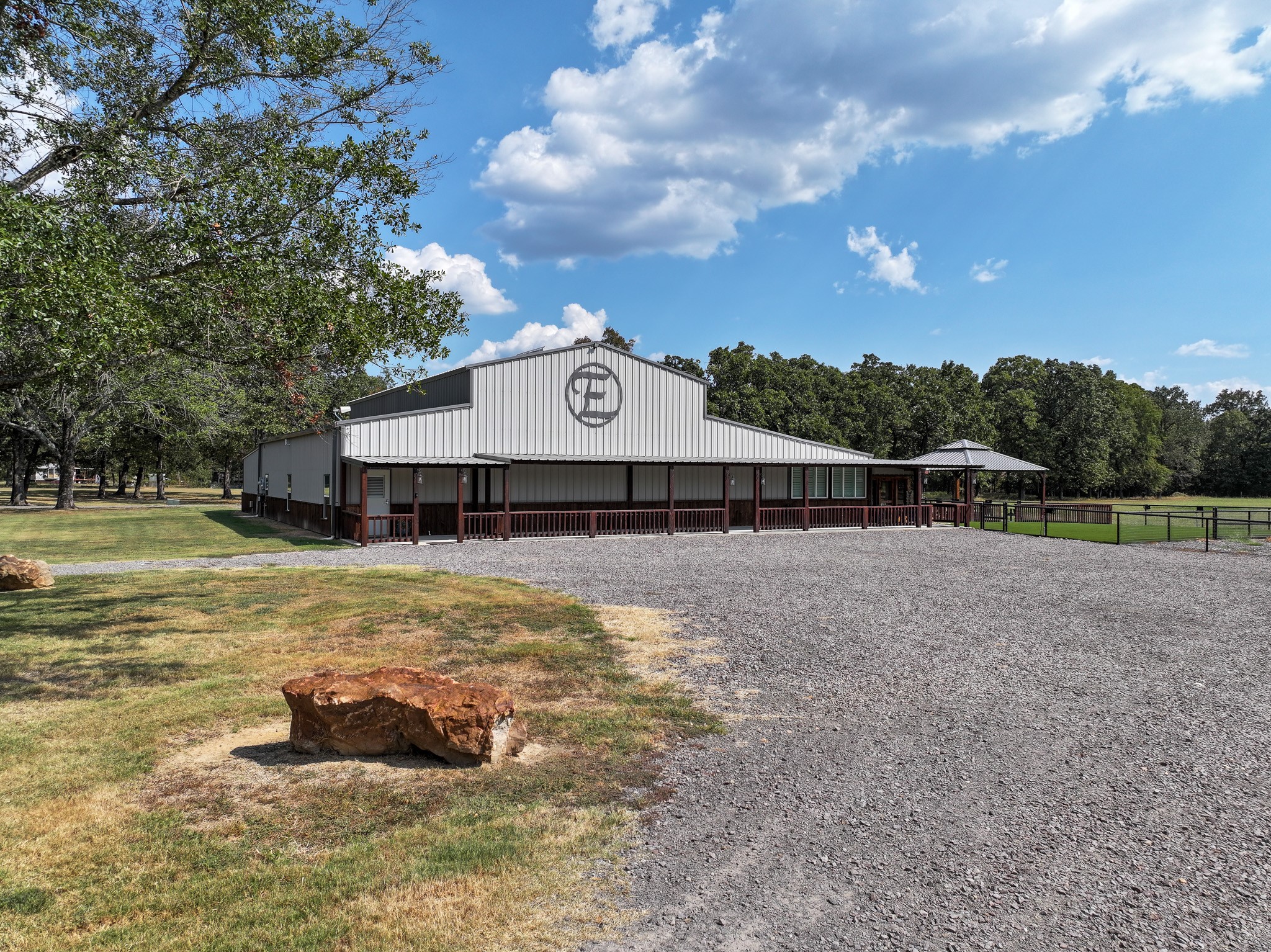 3799 CR 4235 — photo