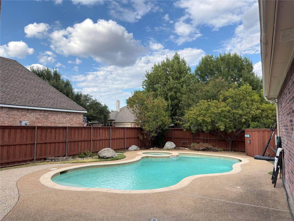 1328 Comanche Drive — photo