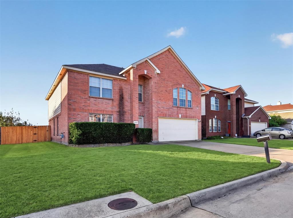 4721 Sleepy Ridge Circle — photo