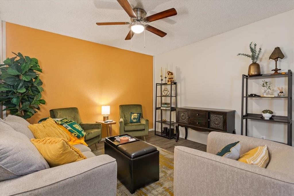 1214 Baylor Avenue 202 — photo