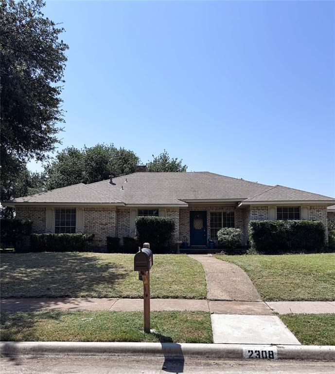 2308 Cliffside Drive — photo