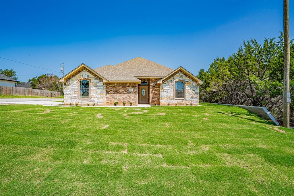 2600 Creek Drive — photo