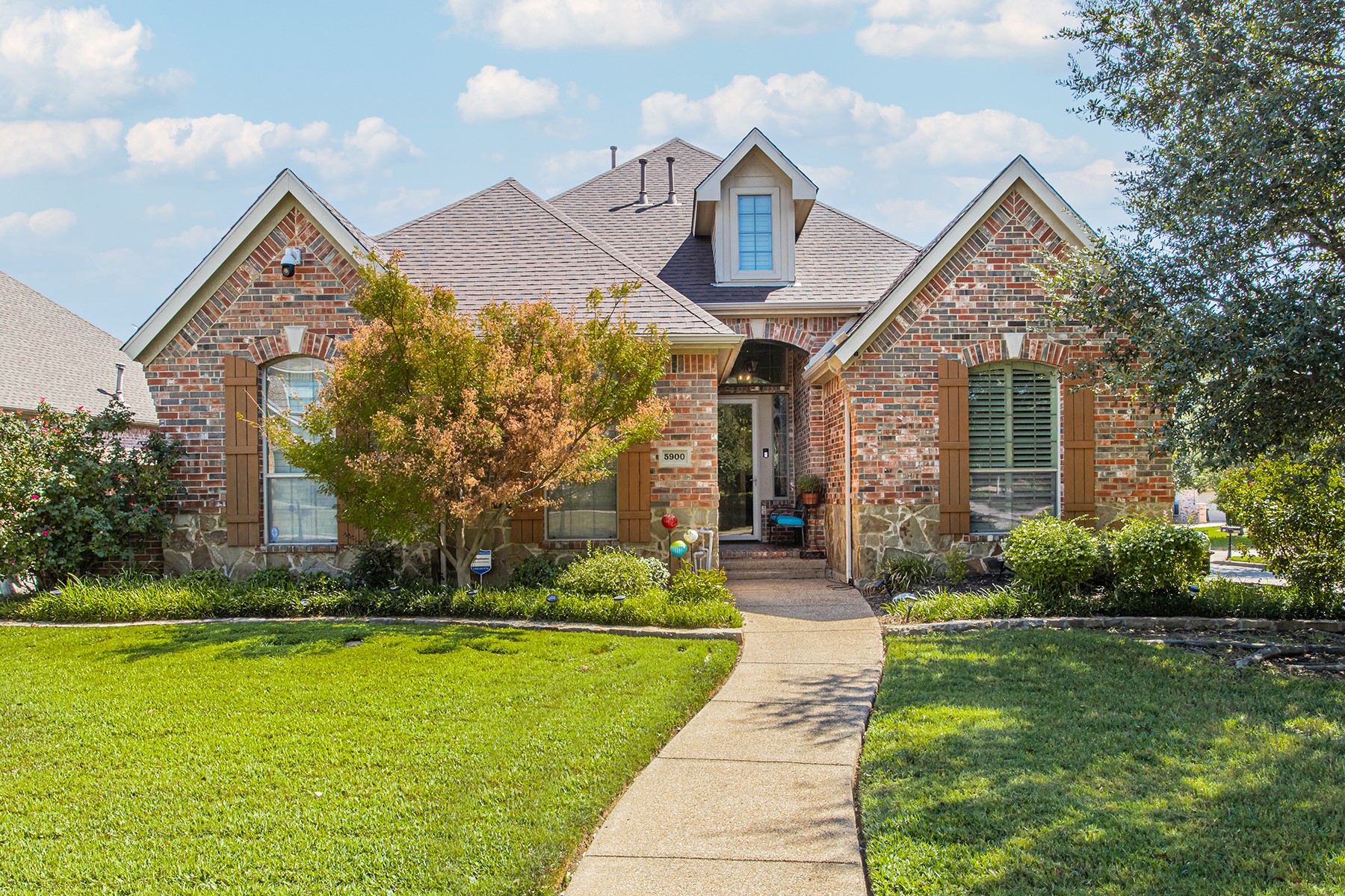 5900 Barton Springs Drive — photo