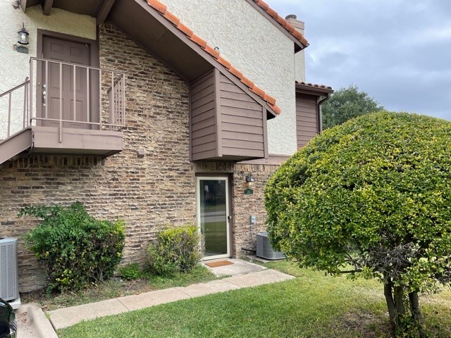 336 Melrose Drive 21C — photo