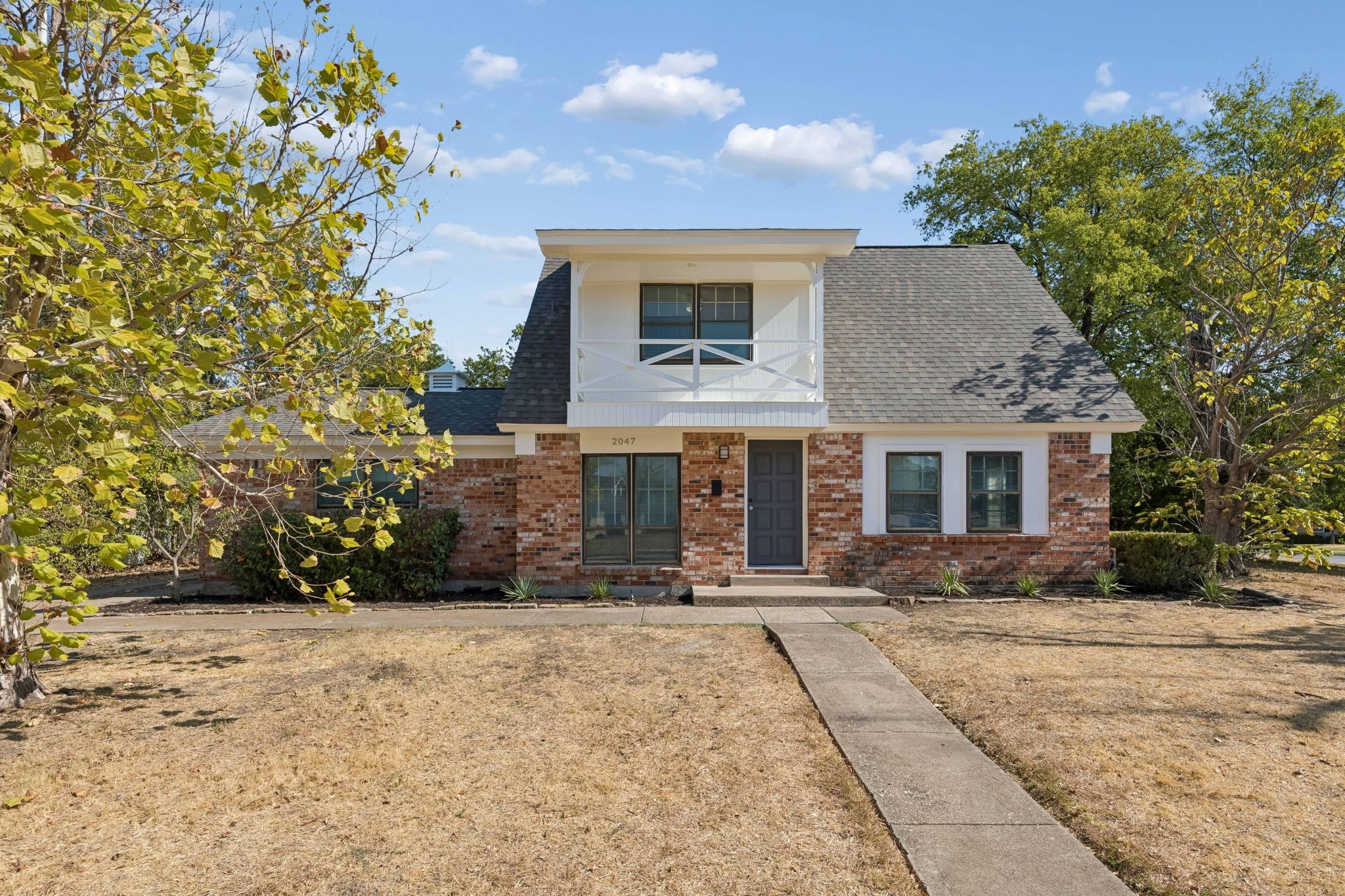 2047 Abshire Lane — photo
