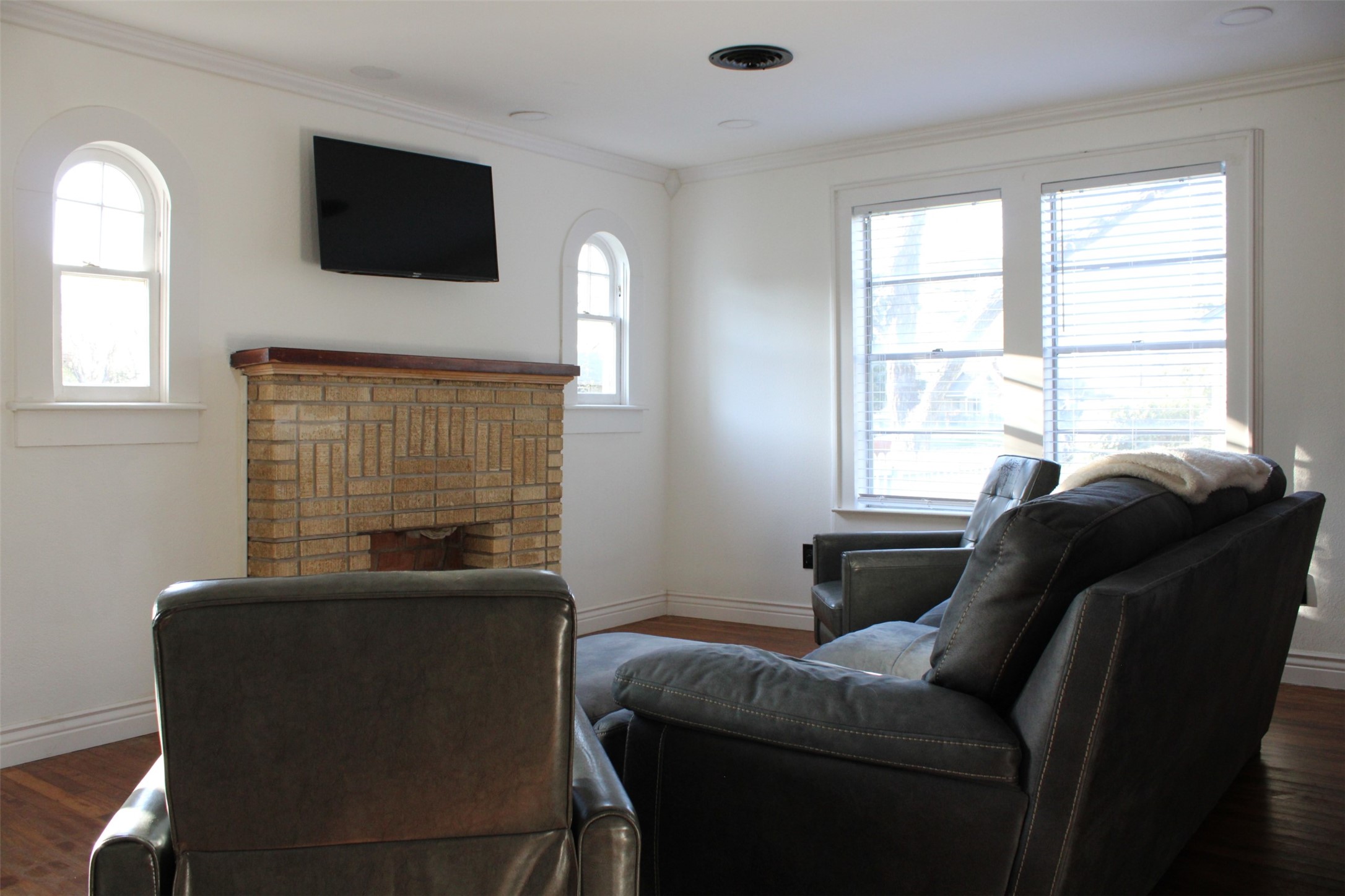 417 N Pecan Street — photo