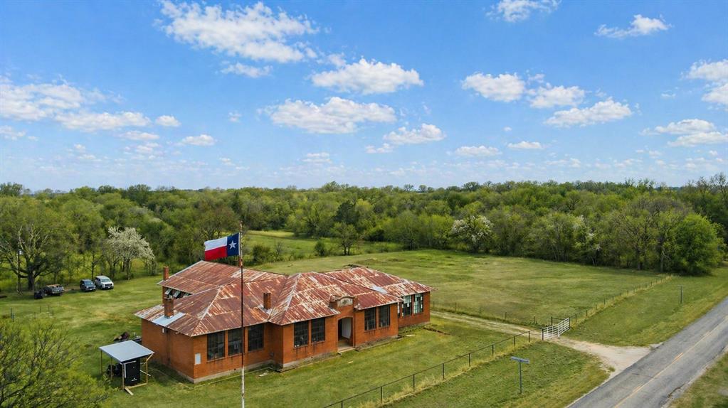 3673 FM 103 — photo