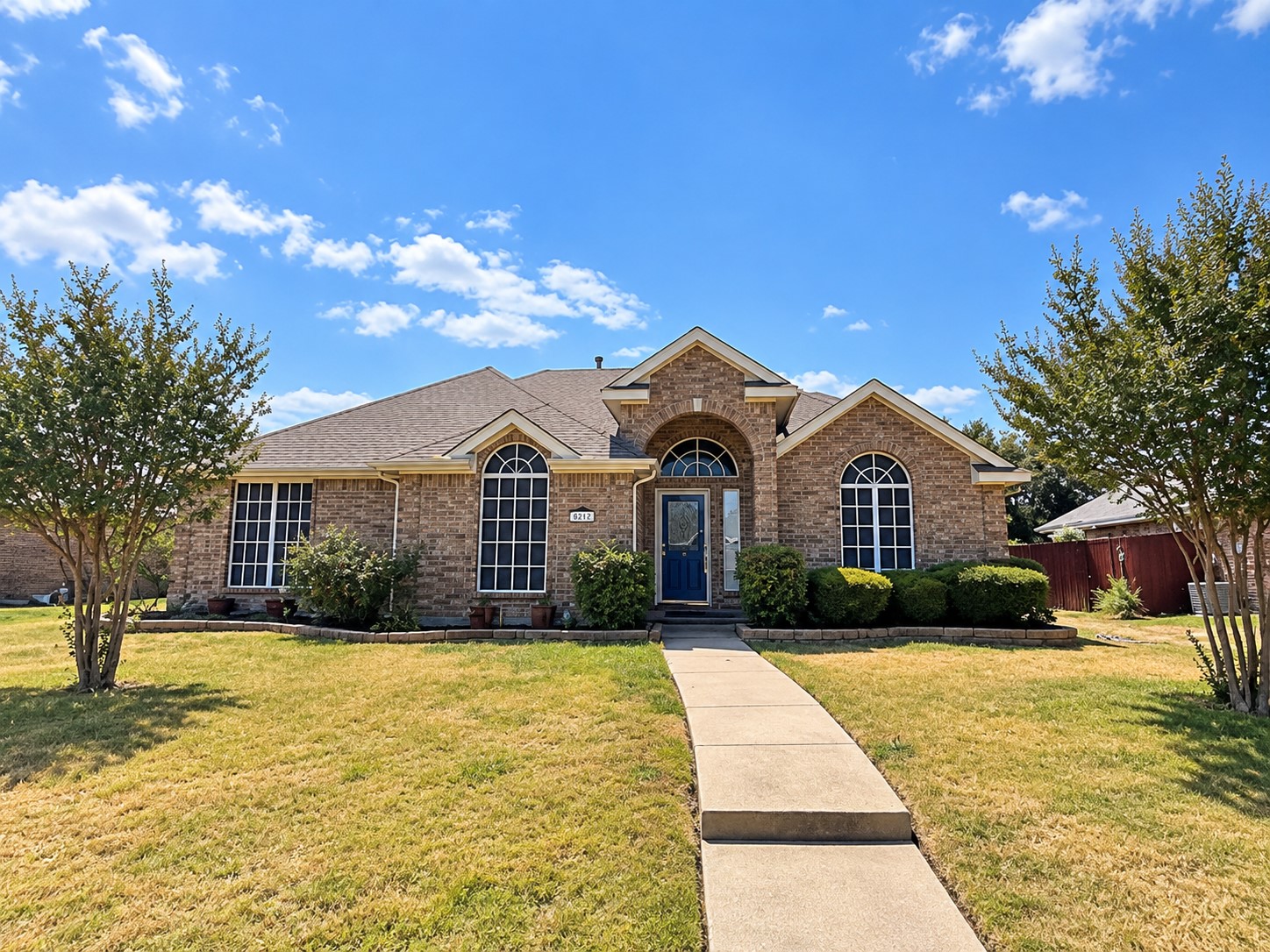10201 Evergreen Drive — photo