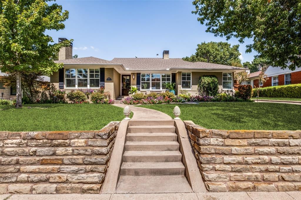 6707 Southridge Drive — photo