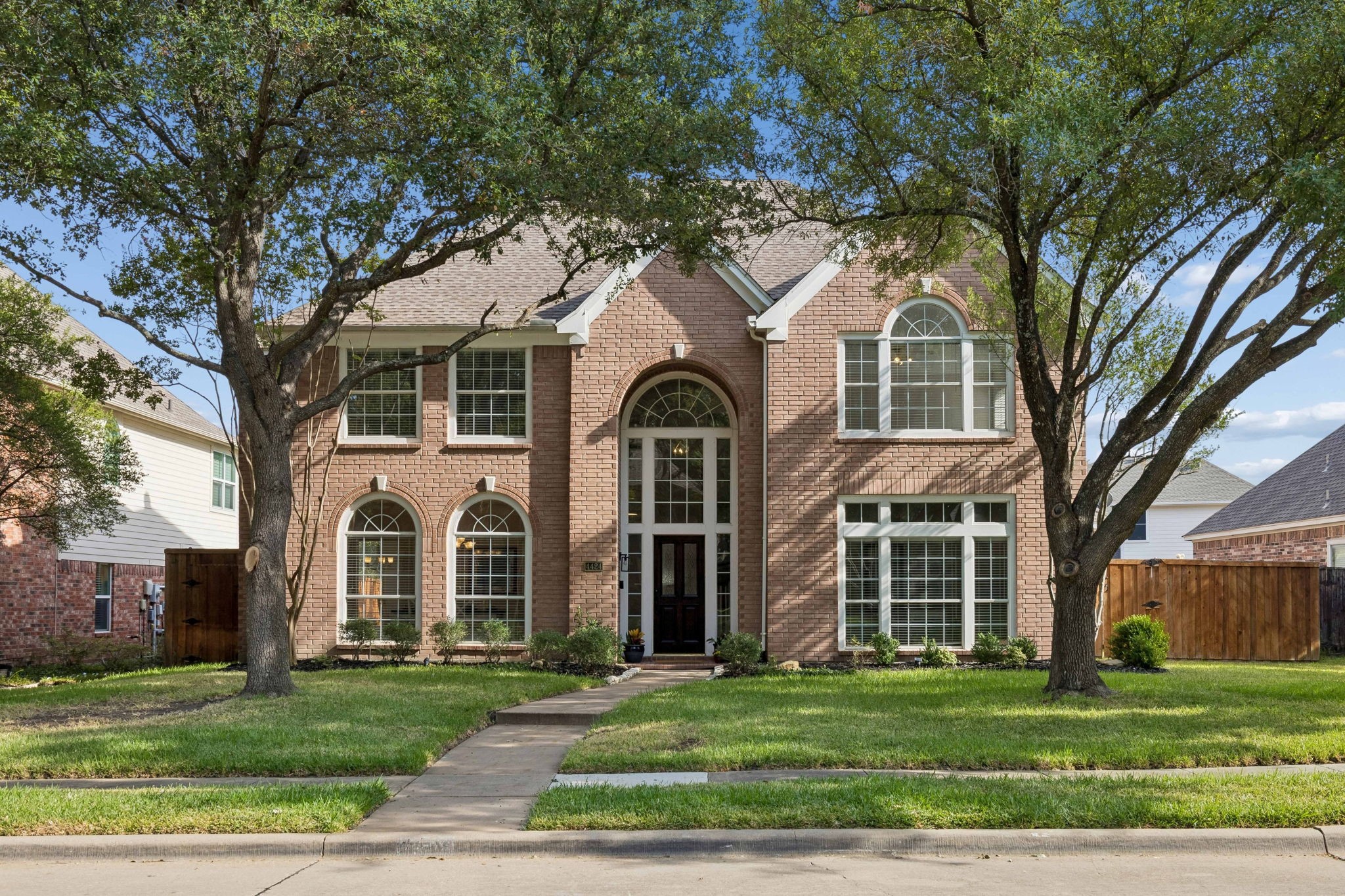 4424 Courtney Lane — photo