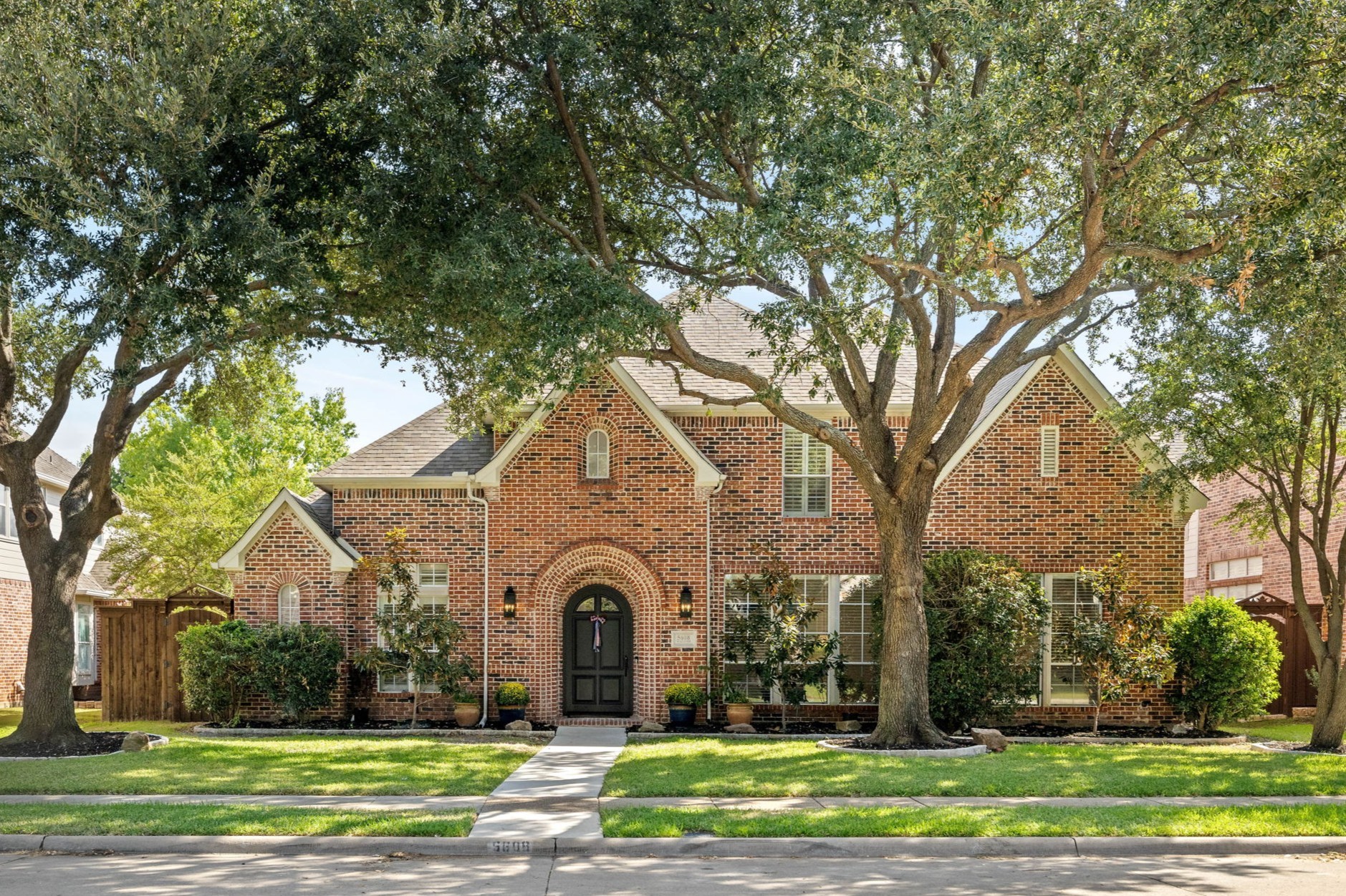 5608 Malone Drive — photo