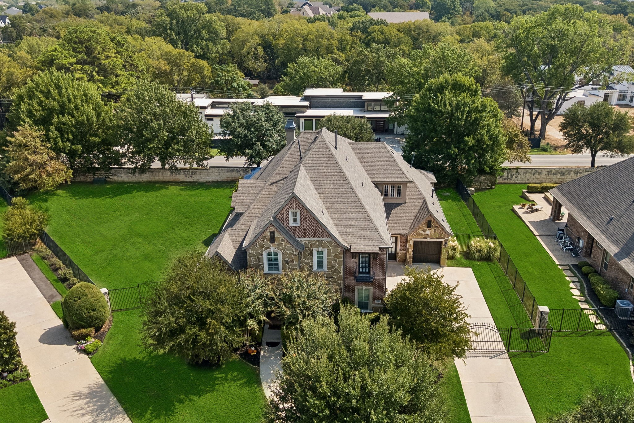 1021 Berkshire Road — photo