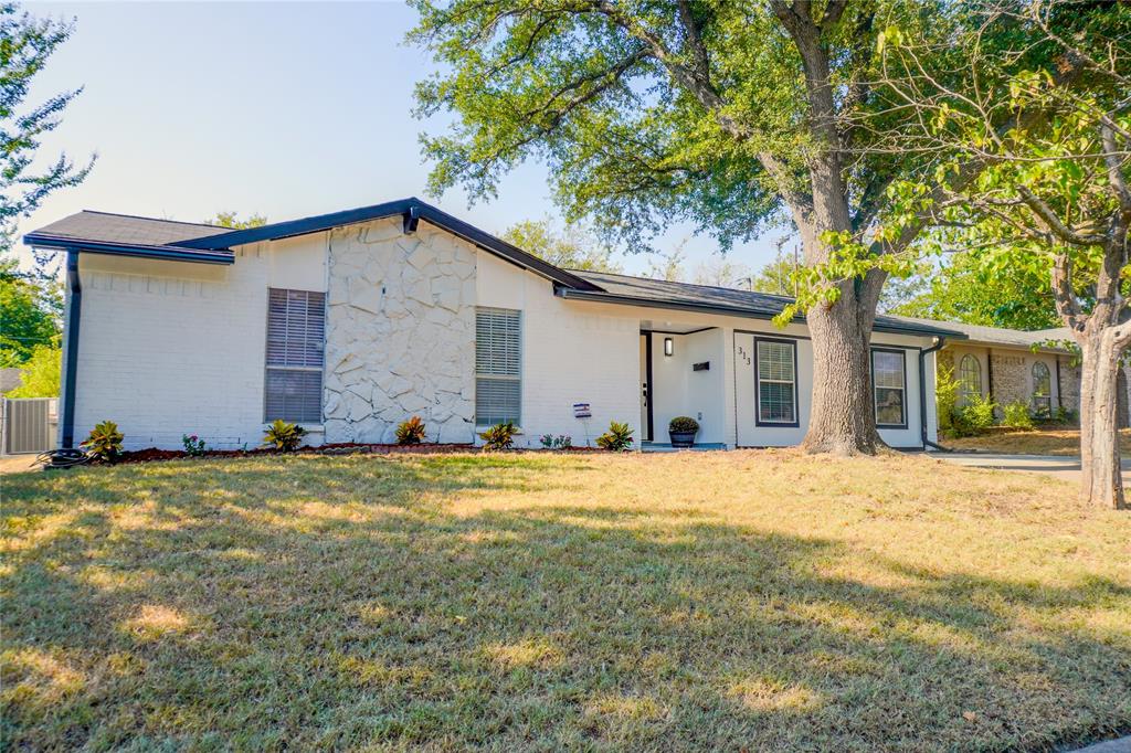313 Boulder Court — photo