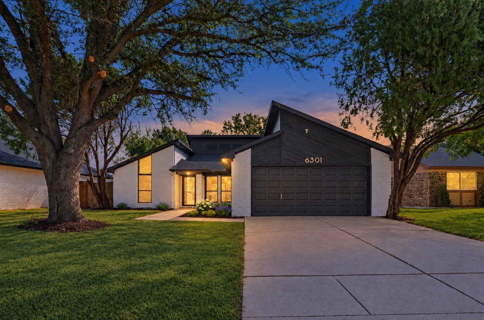 6301 Minuteman Lane — photo