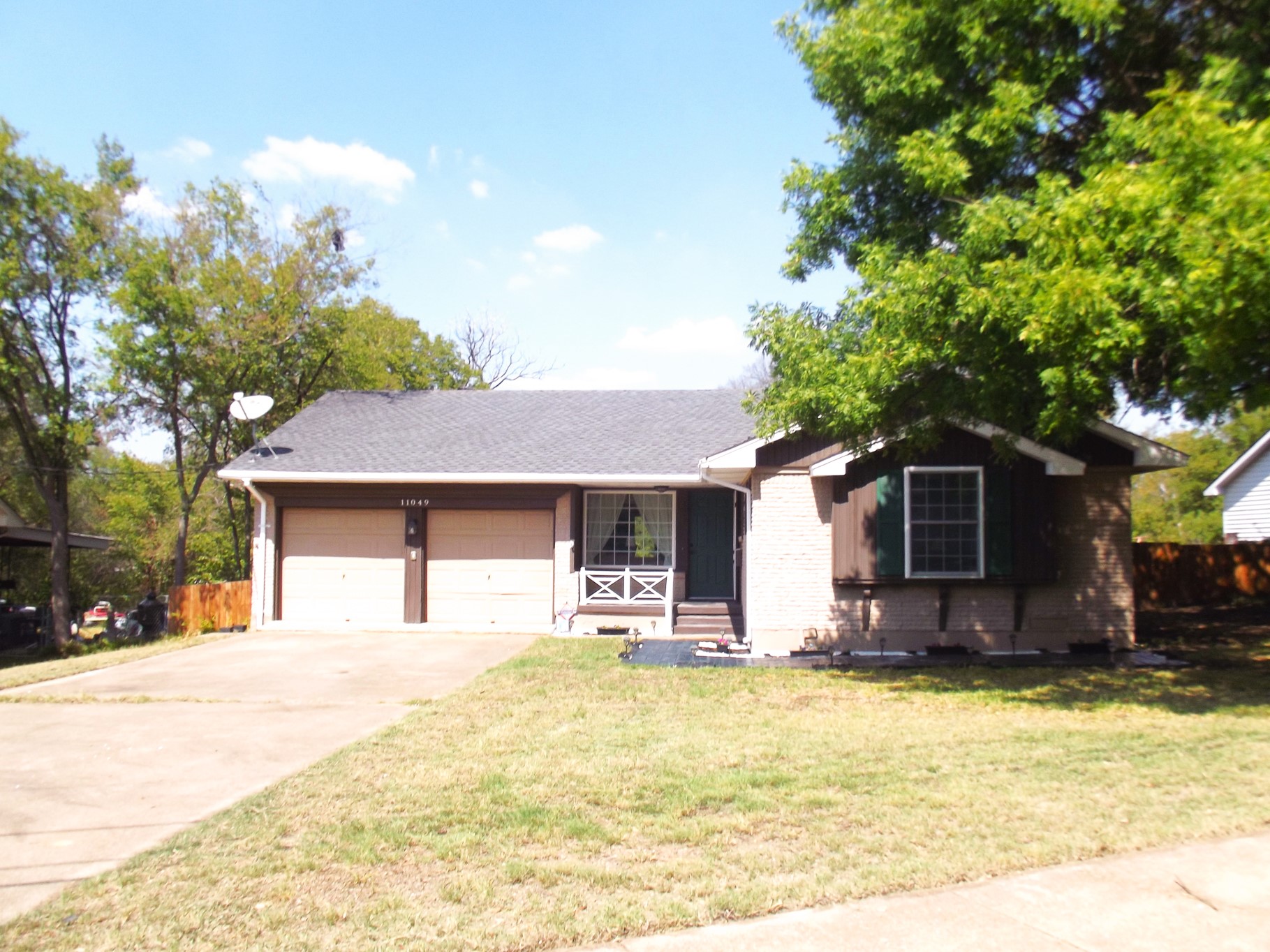 11049 Paddock Circle — photo
