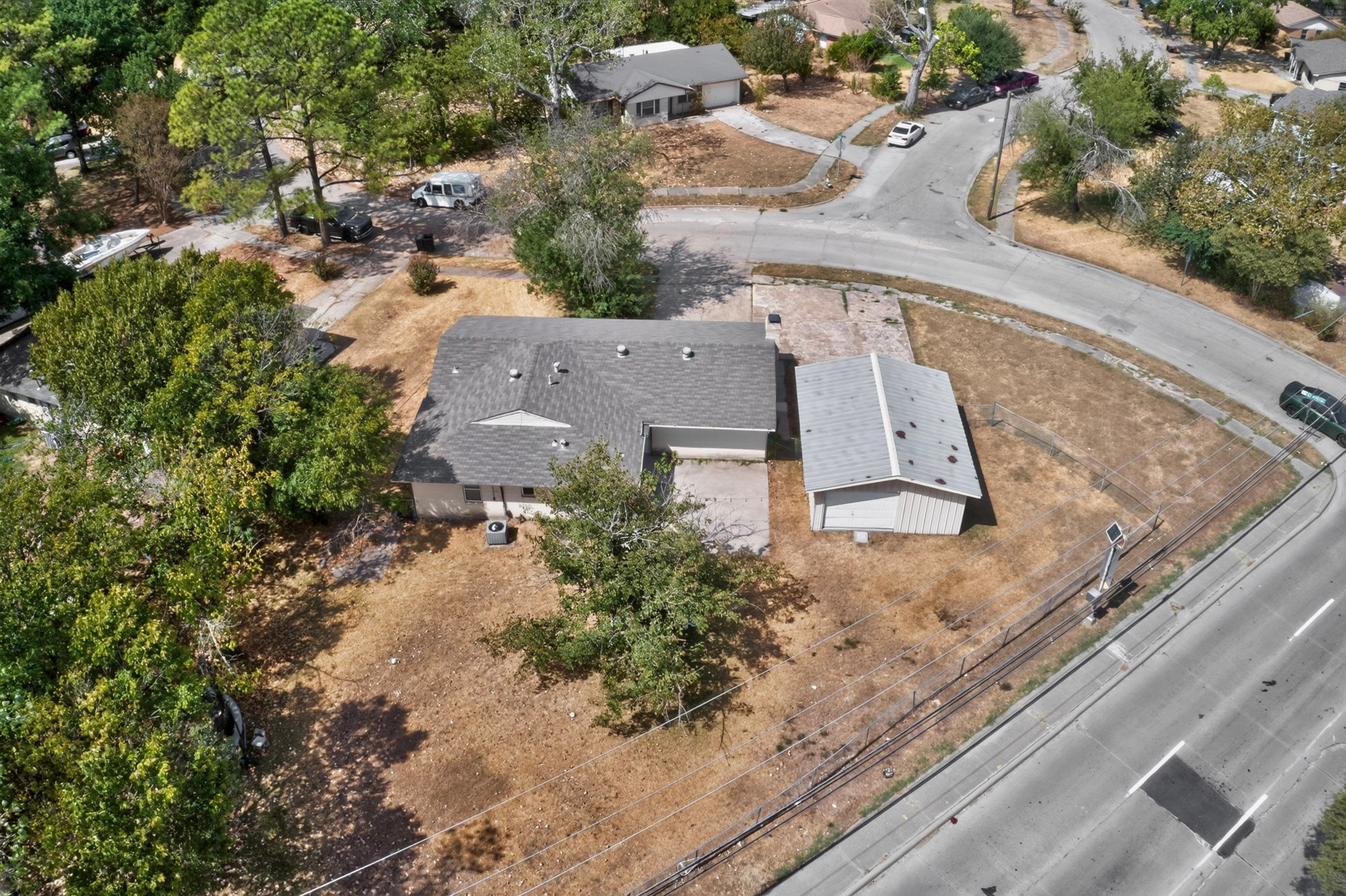 2402 Loyce Drive — photo
