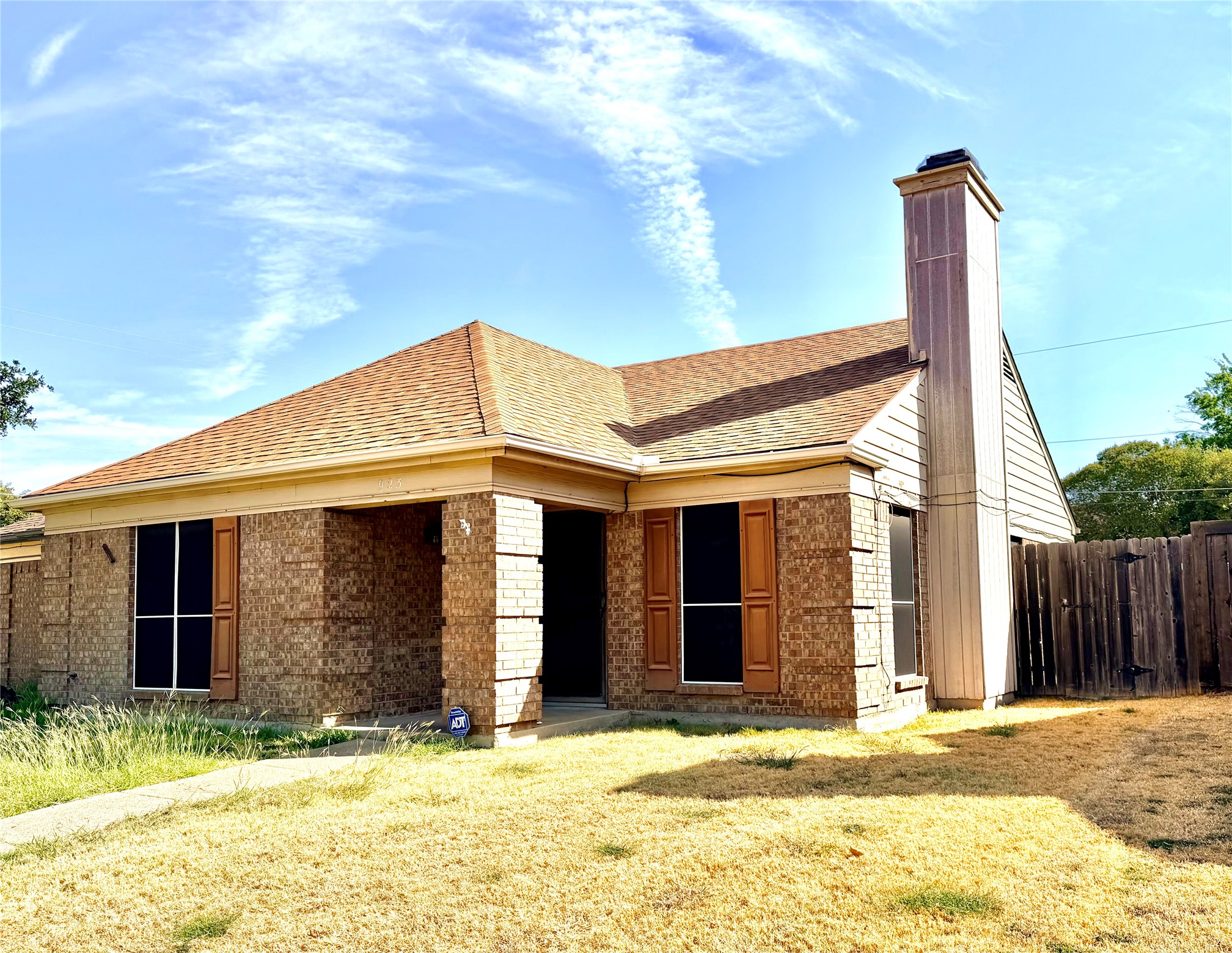 923 Binbrook Drive — photo