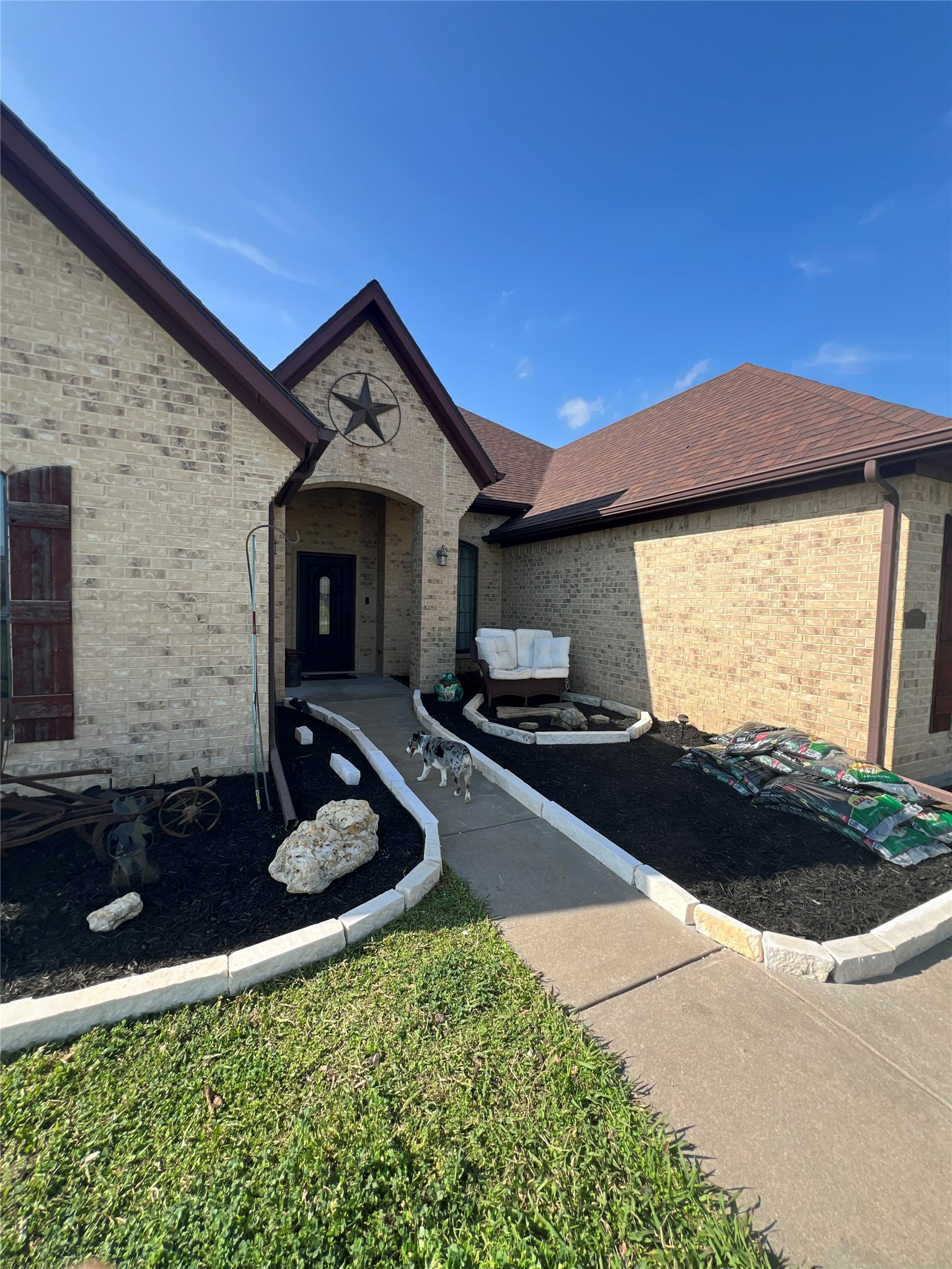 1055 Chartres, Oak Ridge, TX 75142 — photo 2