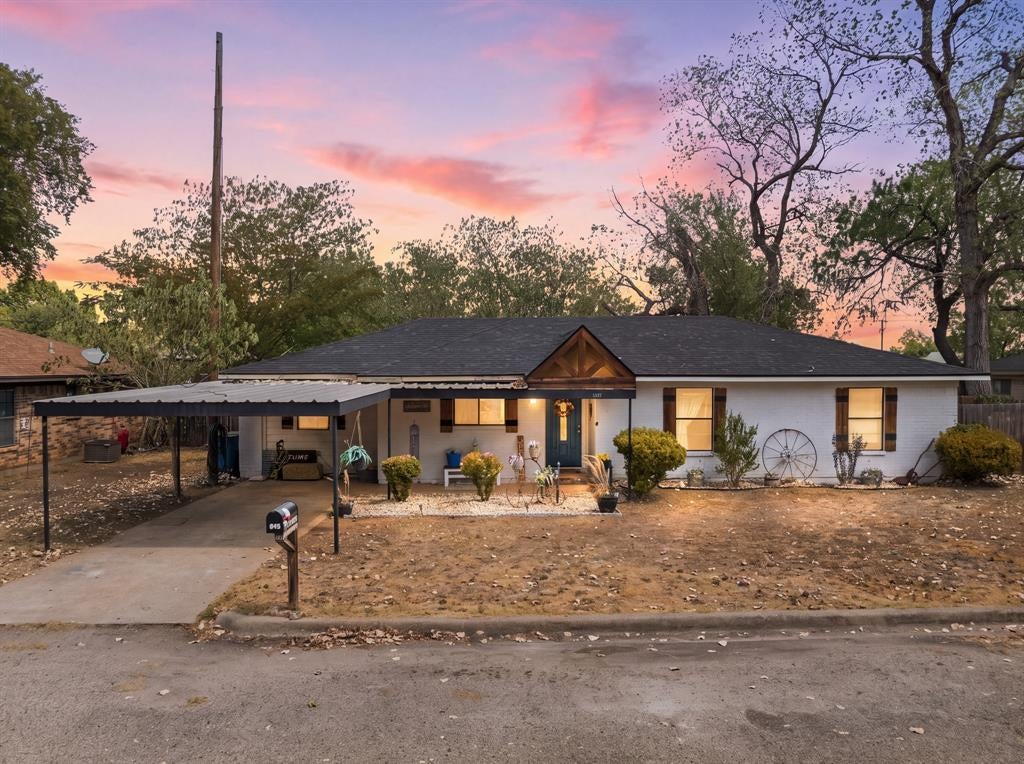 603 S Brazos Street — photo