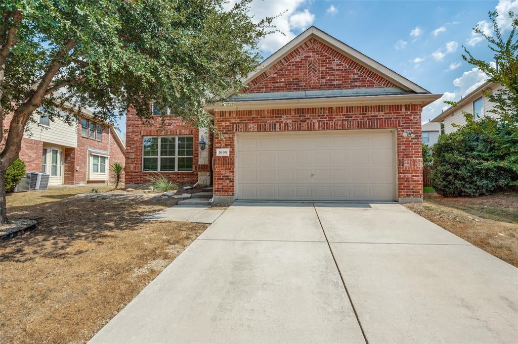 1609 Lake Way Drive — photo