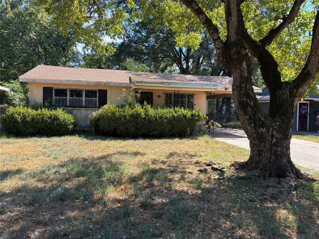 2063 Murray Street — photo