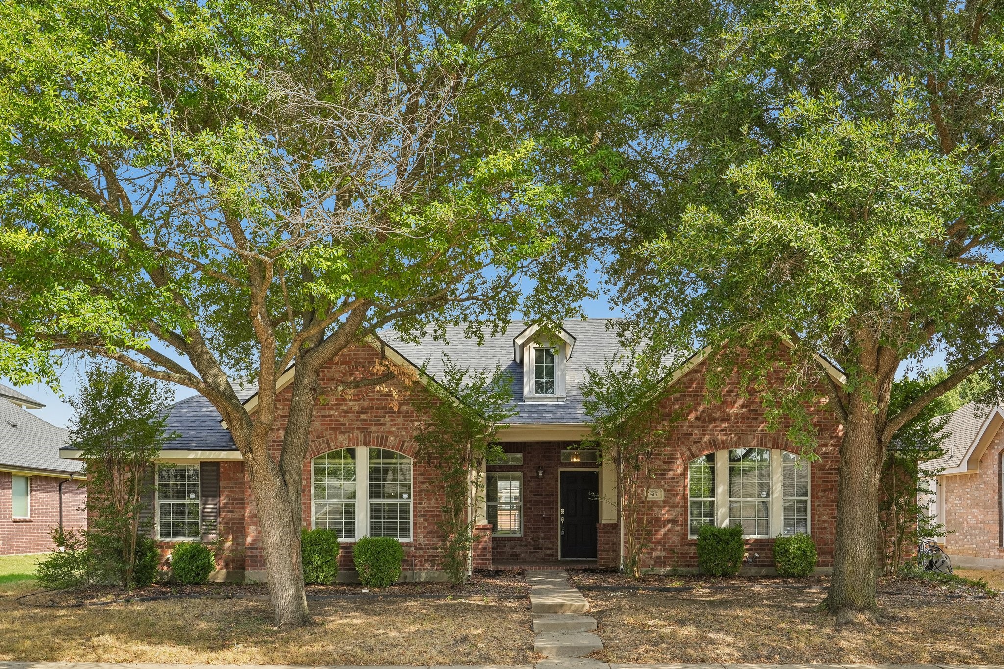 517 Azalea Drive — photo