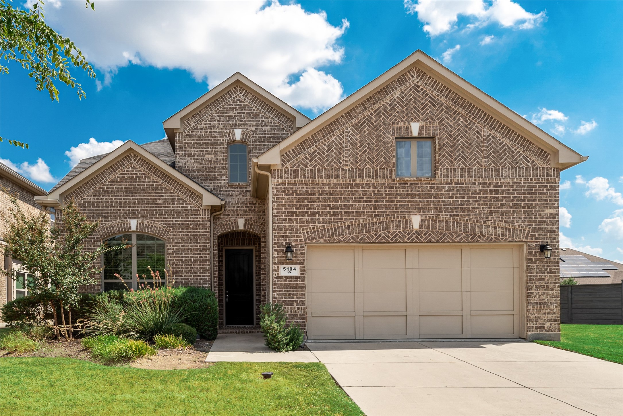 5104 Shallow Pond Drive — photo