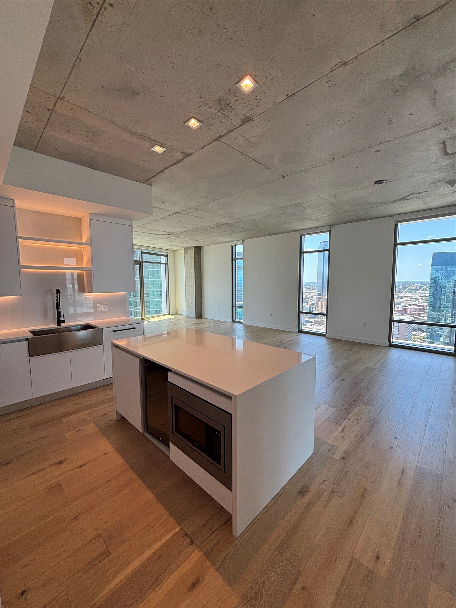 1801 N Pearl Street 3812 — photo