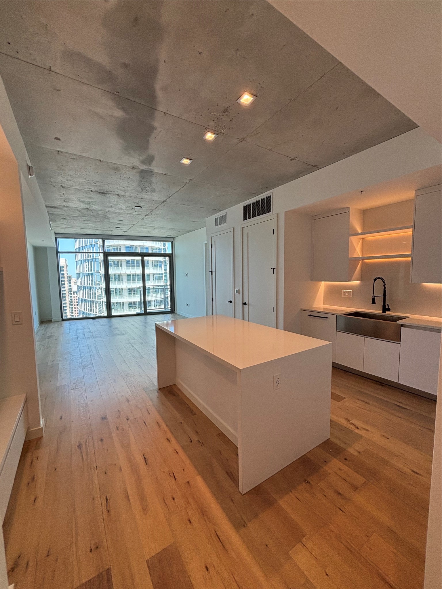 1801 N Pearl Street 3110 — photo