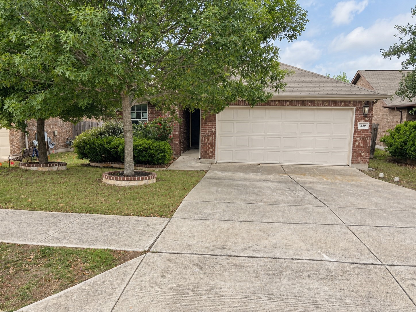 239 Pond View Pass — photo