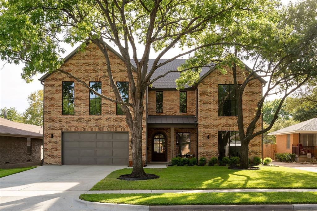 9217 Livenshire Drive — photo