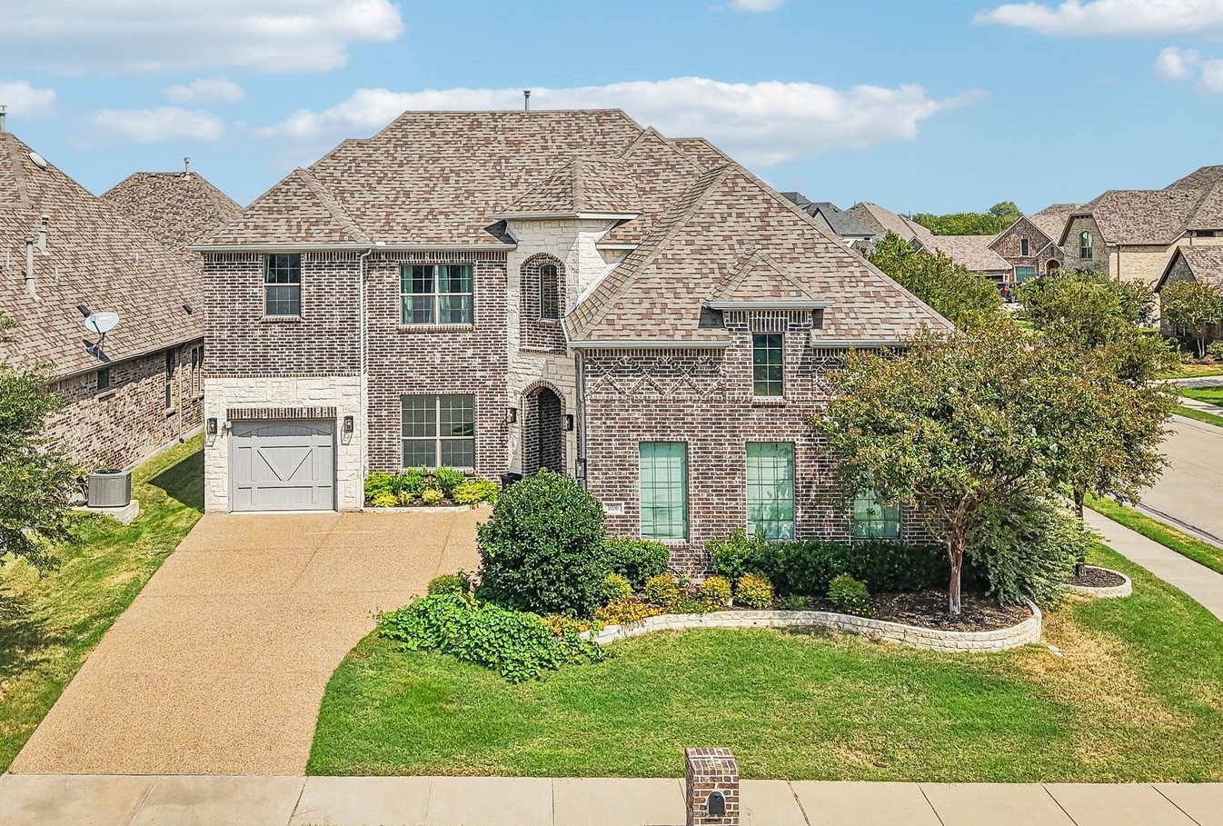 1036 Windy Hill Lane — photo