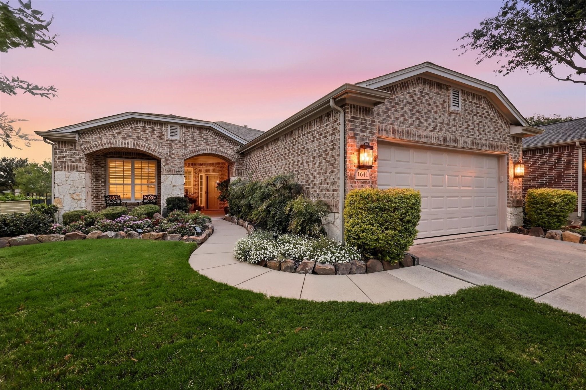 1641 Overwood Drive — photo