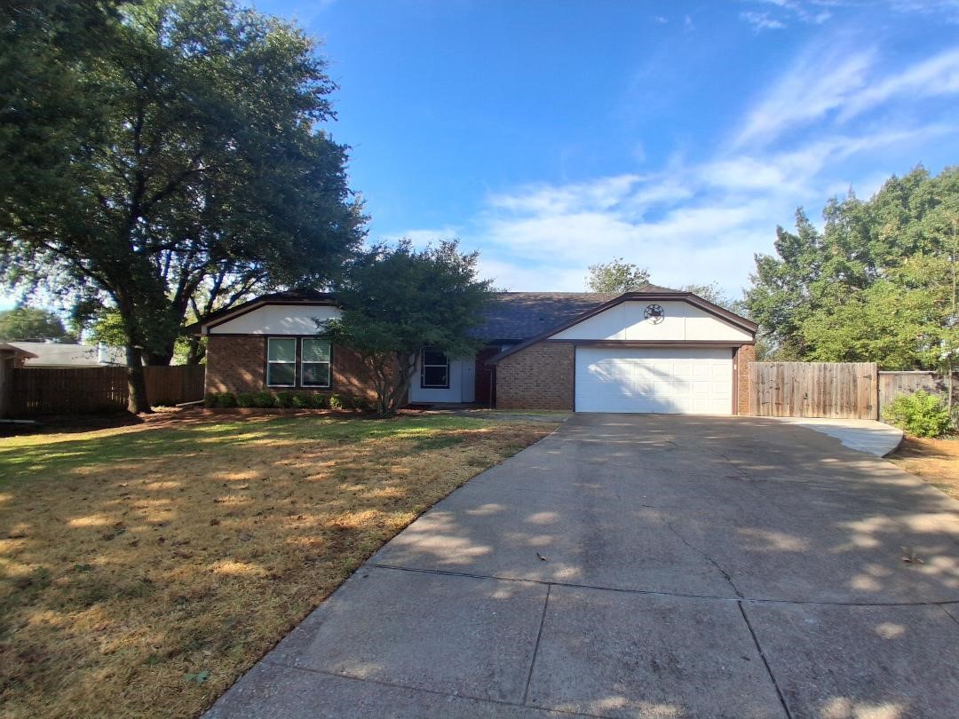 2206 Sexton Drive — photo