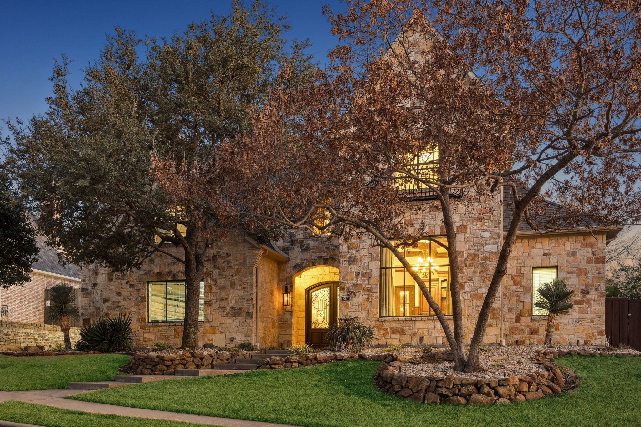 6640 Briar Ridge Lane — photo