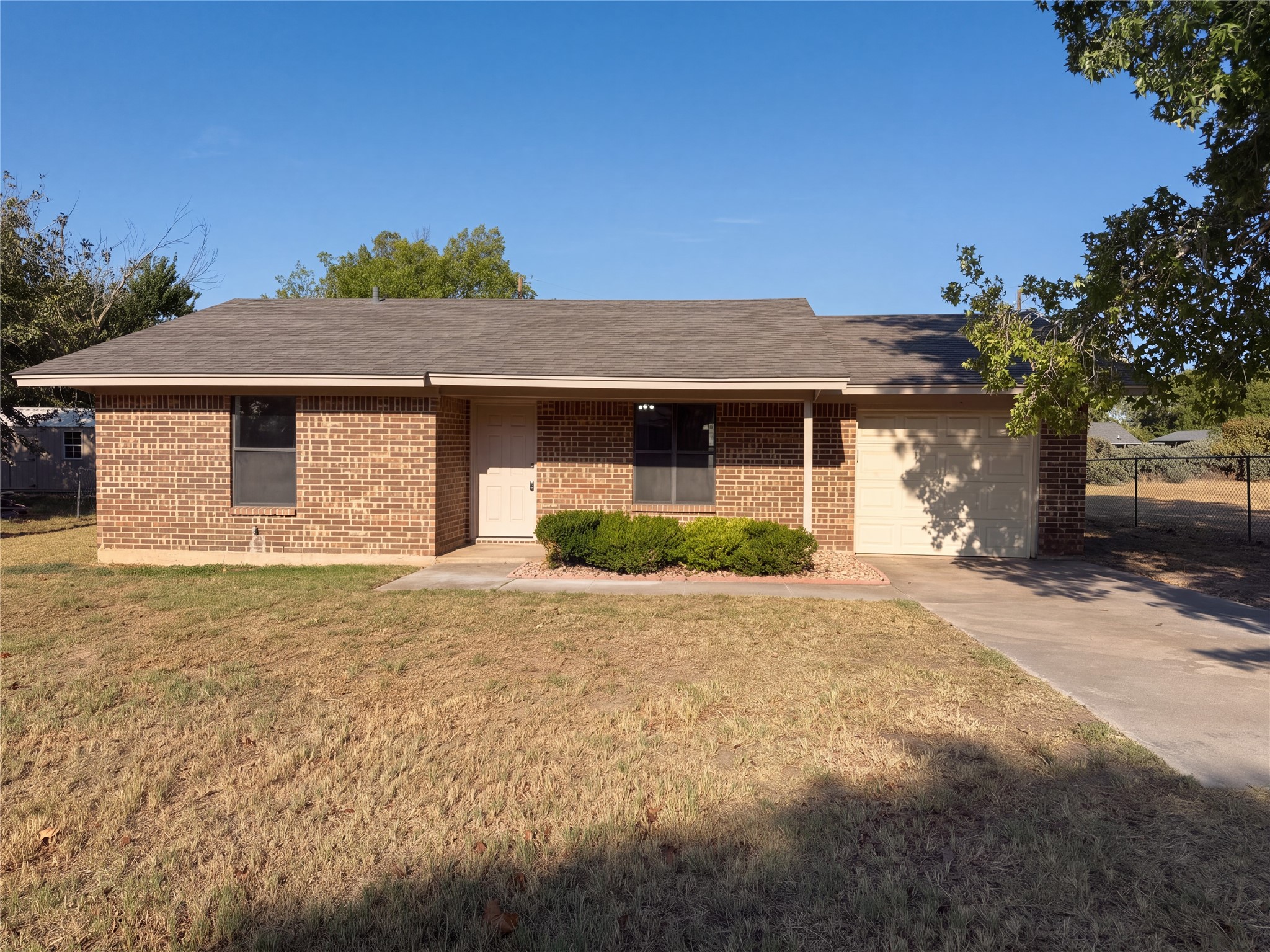 711 Vickie Drive — photo